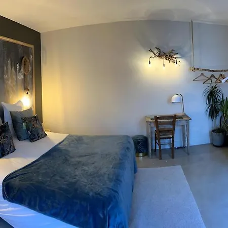 Дом отдыха Nuances Simplicity And Elegance 8-pers