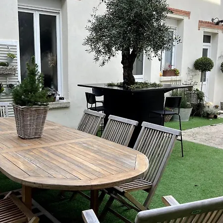 Nuances Simplicity And Elegance 8-pers Holiday home Epernay